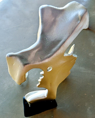 Figurka "Elegancja w Kamieniu" kolor srebrny  - Dekoracyjna z Opcją Grawerowania, 2 wymiary do wyboru