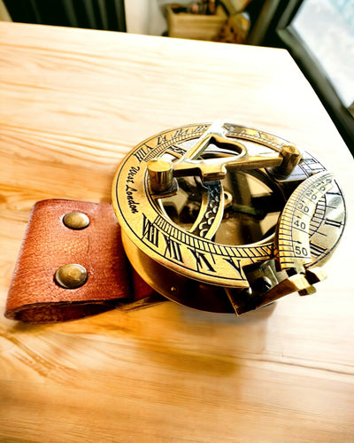 Ηλιακό Ρολόι "Αρχαία Πυξίδα", ρολόι χειρός με πυξίδα, δυνατότητα εξατομίκευσης με χάραξη