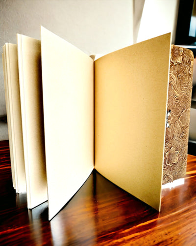 Πολυτελές Ρετρό Σημειωματάριο με Δερμάτινο Εξώφυλλο - "Vintage Elegance", 480 σελίδες, δυνατότητα εξατομίκευσης με χάραξη