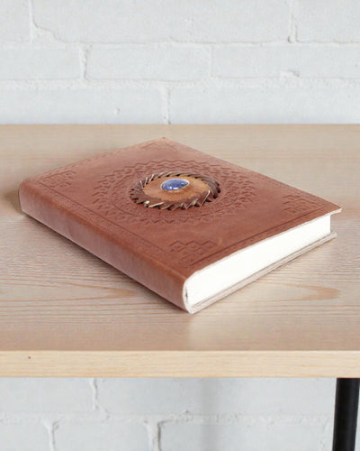 Aurora Lapis – Ręcznie Wykonany Skórzany Notatnik z Kamieniem Lapis Lazuli