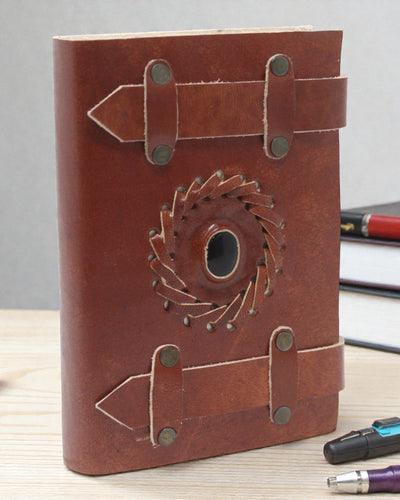 Δερμάτινο Σημειωματάριο Μαύρος Όνυχας με Λουράκια – 15x10 εκ.