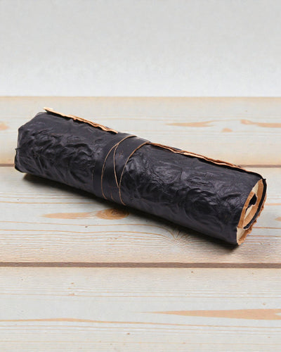 Τυλιγόμενο δερμάτινο σημειωματάριο ταξιδιώτη Νομάδα Μαύρο – 21 × 15 cm