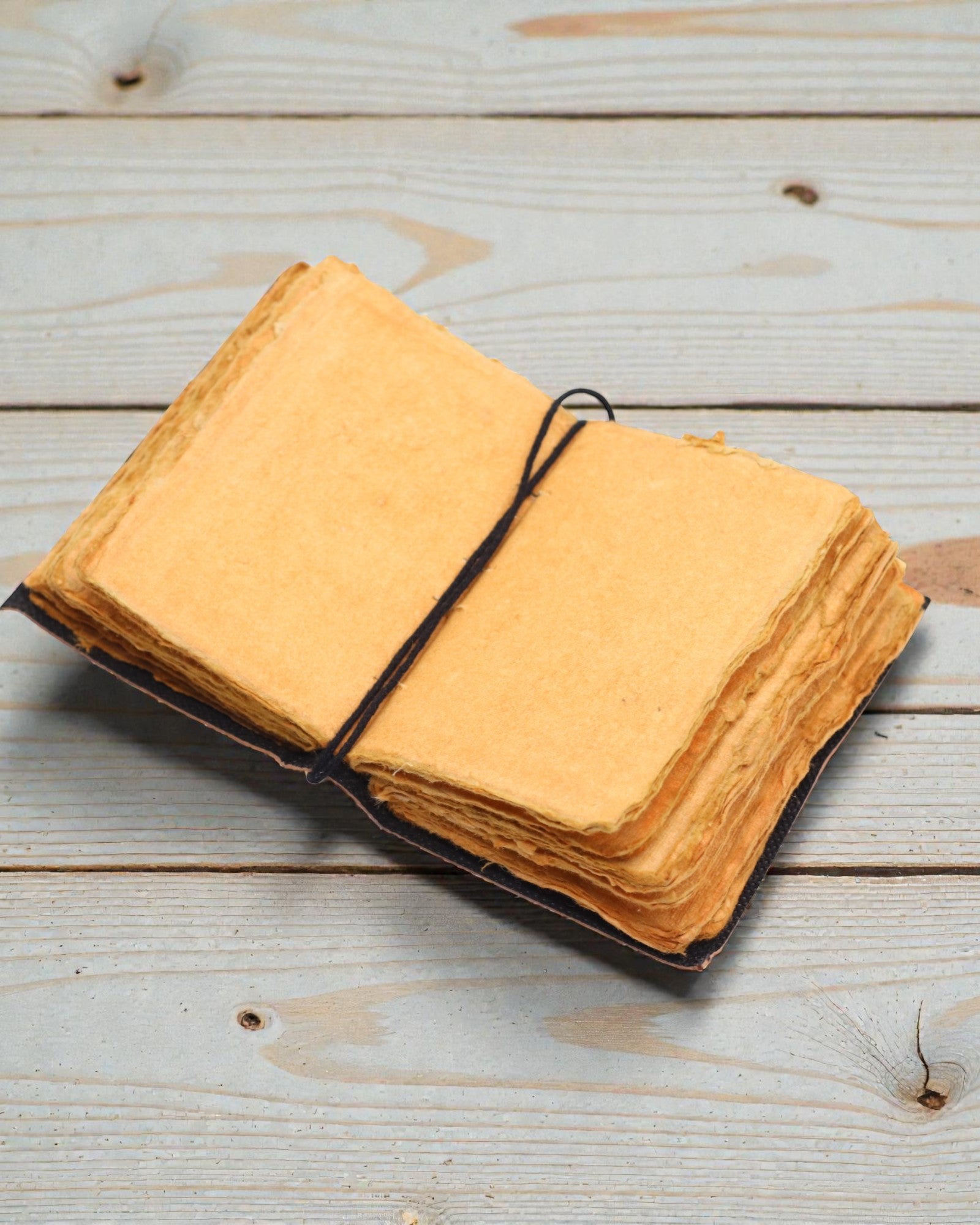 Narratio Anima – Δερμάτινο Σημειωματάριο «Οι ιστορίες που λέω στον εαυτό μου»