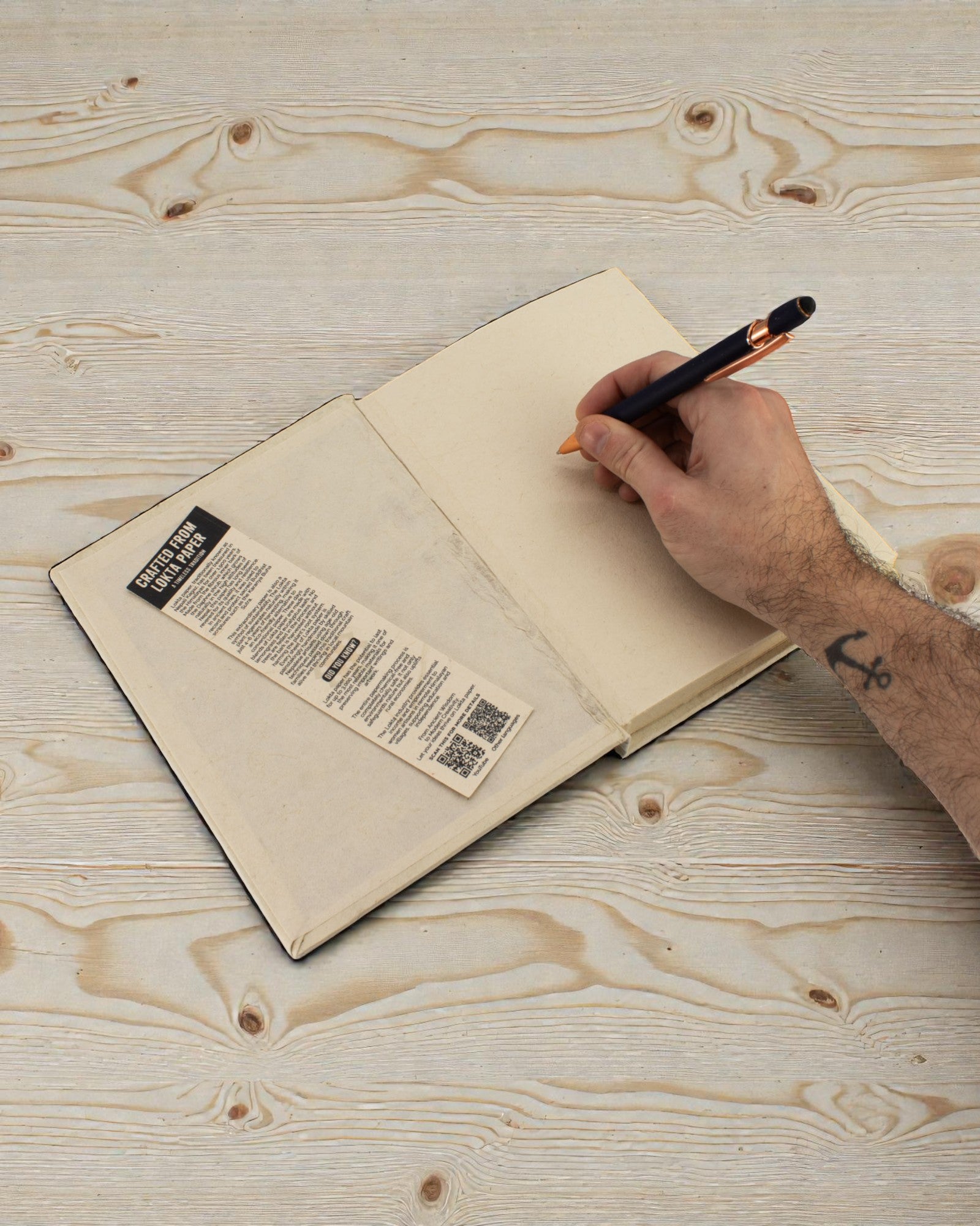 Μεγάλο τετράδιο Lokta Ορεινό Μονοπάτι – Κάθε κορυφή ξεκινά με ένα σχέδιο (45 φύλλα, 21 x 15 cm)