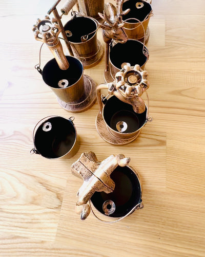 Στυλάτη Μεταλλική Σταχτοθήκη "Rustic Charm" ύψους 19-23 εκ., 8 επιλογές διαθέσιμες, χάραξη κατόπιν αιτήματος