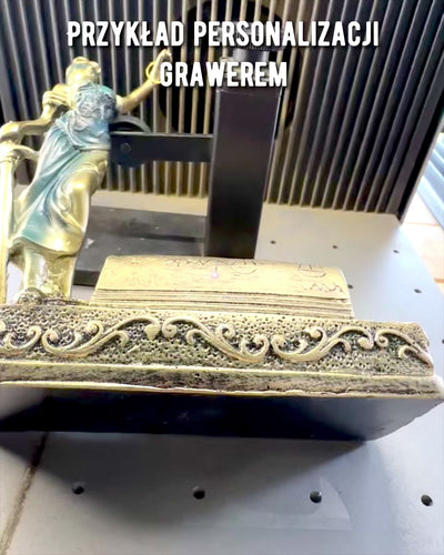 Αγαλματίδιο "Justicia 2" - Θεά της Δικαιοσύνης – Καλλιτεχνική Διακόσμηση για Ράφι, Χειροτεχνία από Ρητίνη, εξατομίκευση με χάραξη