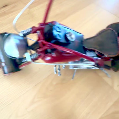 Duży Metalowy Model Klasyczny Motocykl Chopper w Kolorze Czerwonym z Możliwością Personalizacji Grawerem