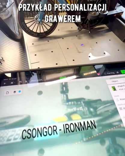 Miniaturowy Model Roweru Triathlonowego „SpeedStorm 1.2” personalizacja grawerem na prezent