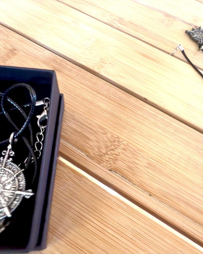 Amulet Wojownik Północy - Kompas Wikinga, możliwość personalizacji grawerem na prezent, 2 warianty do wyboru