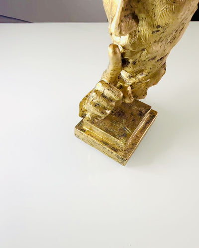 Στοχαστικός Άνδρας – Αφηρημένο Γλυπτό σε Μοντέρνο Στυλ