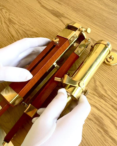 Ουράνιο Τηλεσκόπιο σε Ξύλινη Βάση 41 cm, δυνατότητα εξατομίκευσης με χάραξη για δώρο