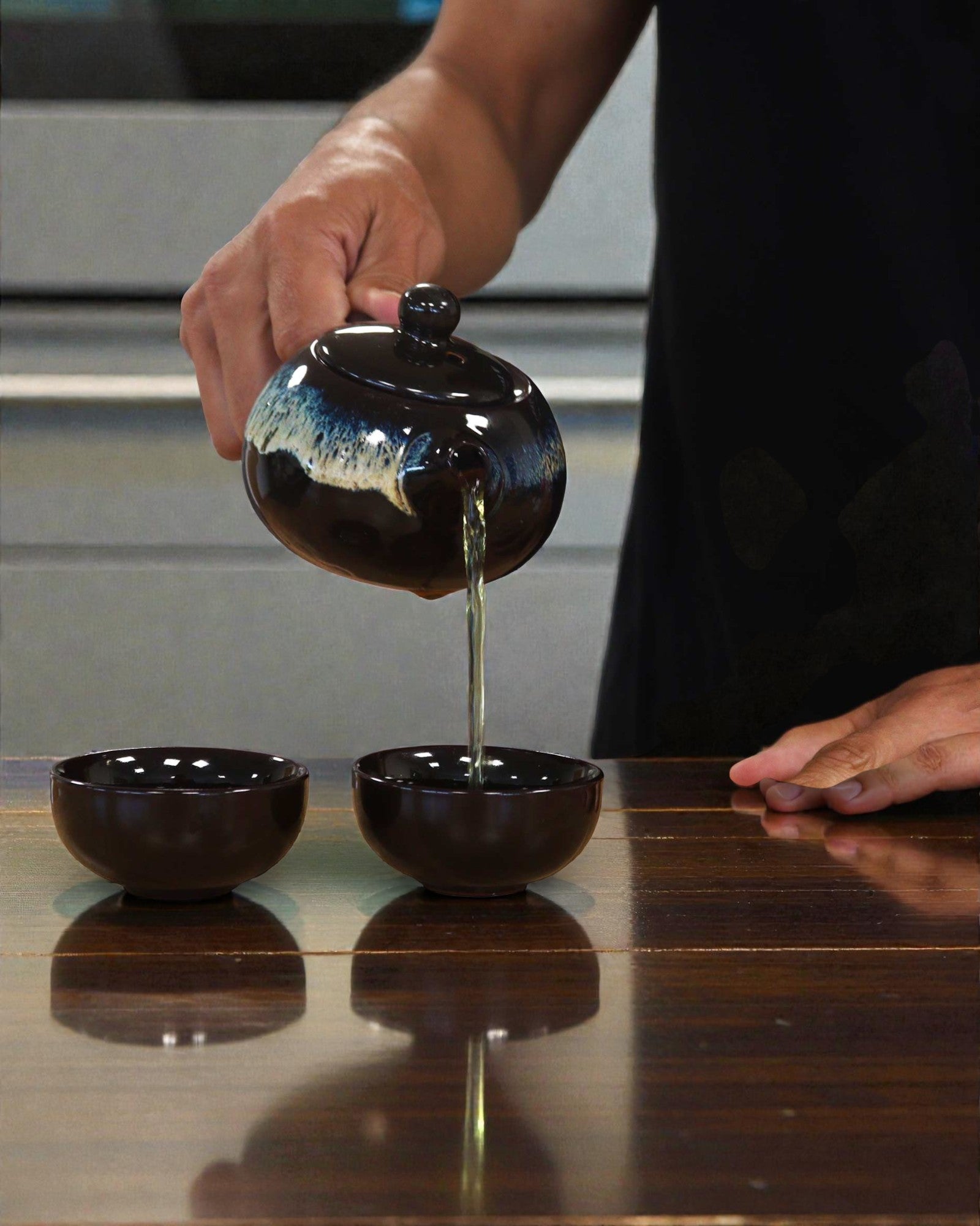 Μαύρο Γλάσο – Μικρό Σετ Τσαγιού με 2 Φλιτζάνια