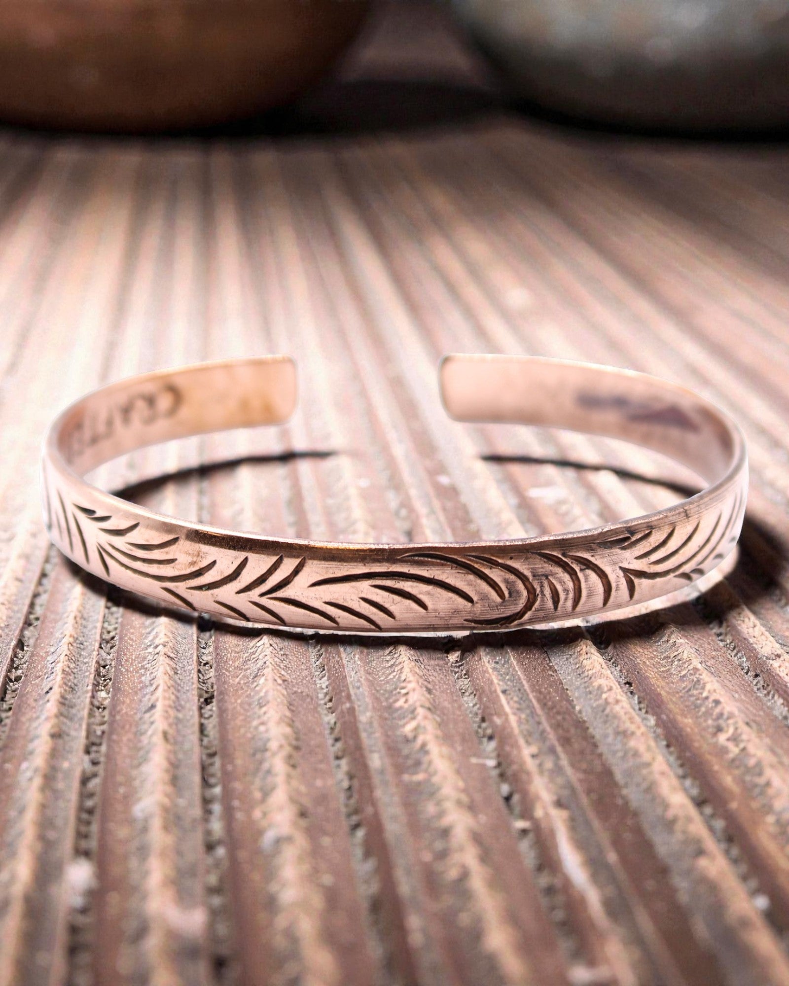 Θιβετιανό χάλκινο βραχιόλι Ενέργεια της Φύσης – Στενές σπείρες